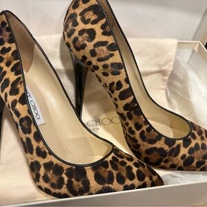 Jimmy Choo leopard pumps. Size 39